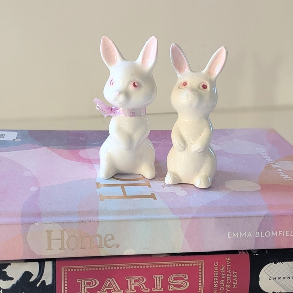 Set of 2 Vintage Ceramic Rabbits Figurines - Picture 1 of 4